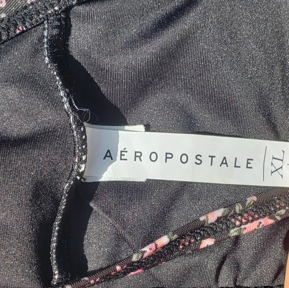 NEW WITHOUT TAGS! Aeropostale swim top - Picture 4 of 4